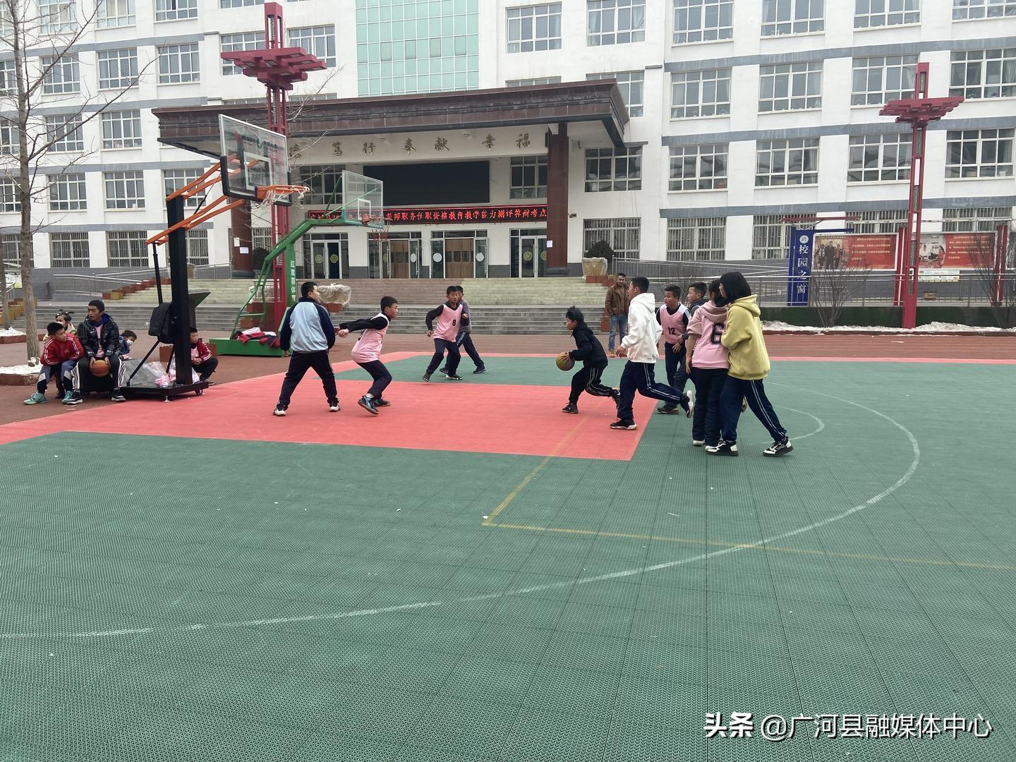 广河县小学领导团队重塑未来教育篇章